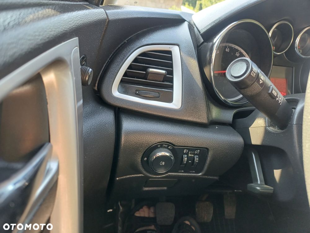 Opel Astra IV 1.6 Edition - 23