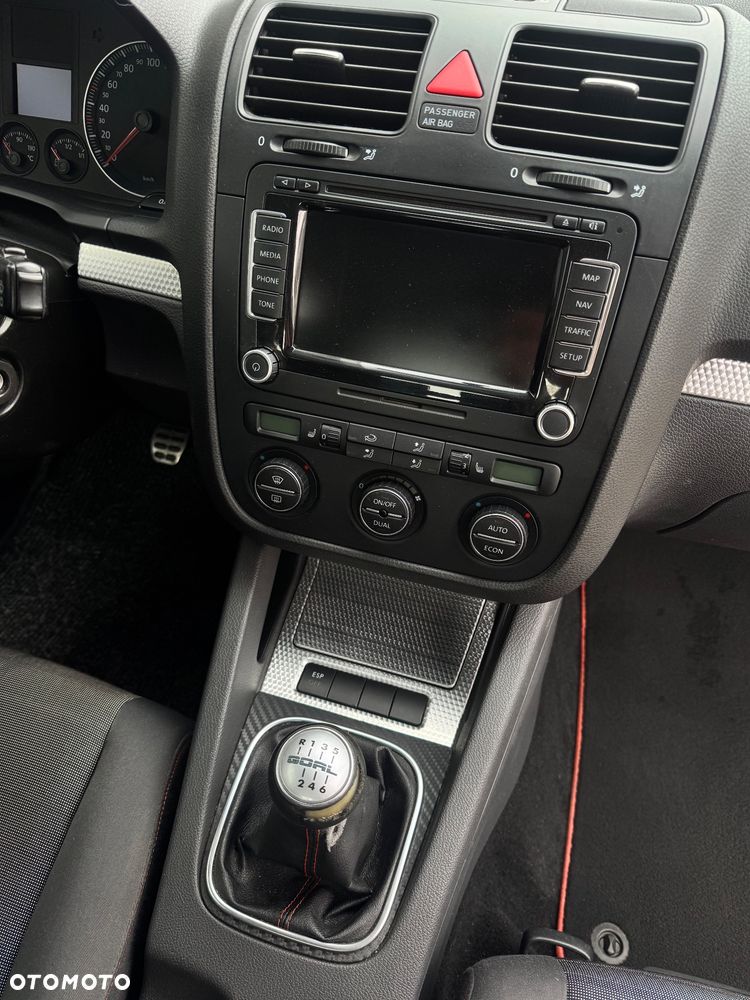 Volkswagen Golf 1.9 TDI DPF GT Sport - 12