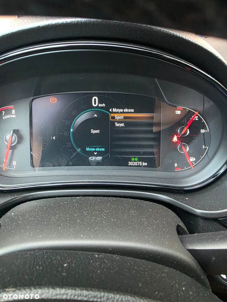 Opel Insignia 1.6 T Cosmo S&S - 22