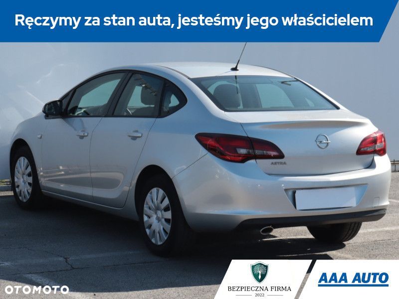Opel Astra - 6
