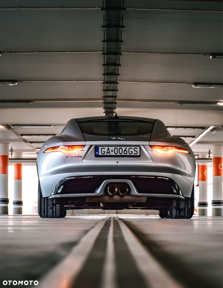 Jaguar F-Type 2.0 Turbo R-Dynamic - 16