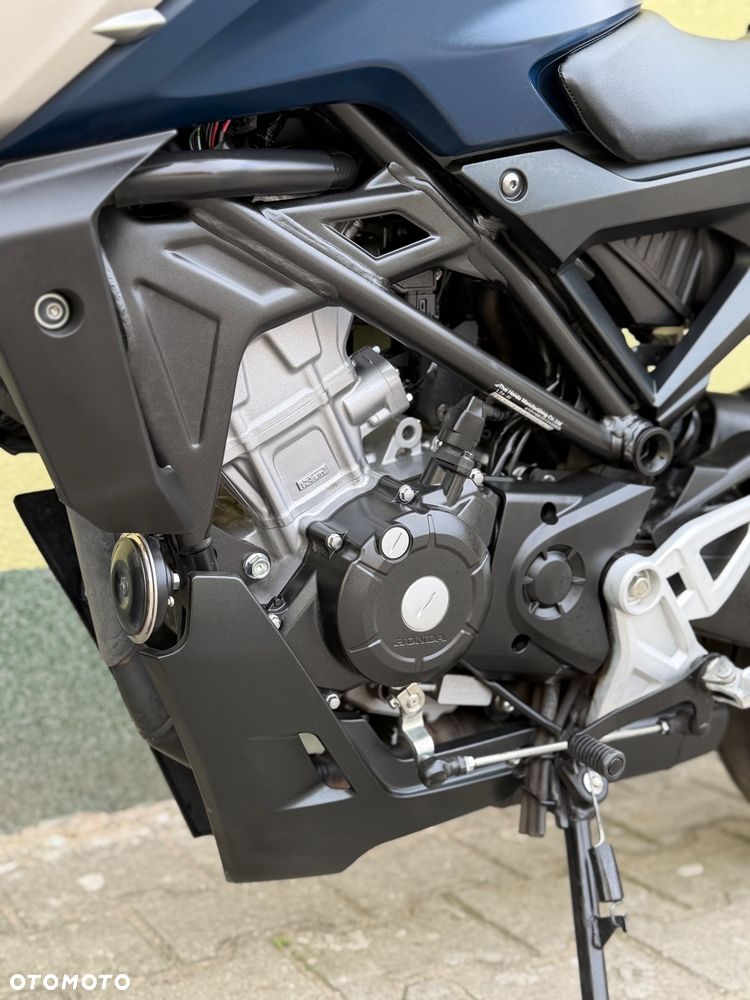 Honda CB - 30