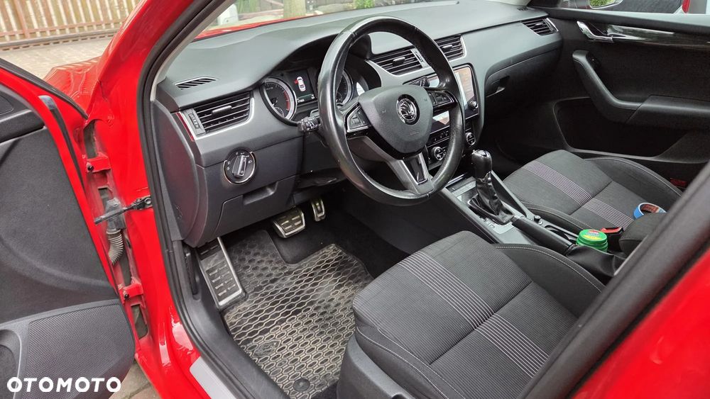 Skoda Octavia 1.8 TSI Clever DSG - 10