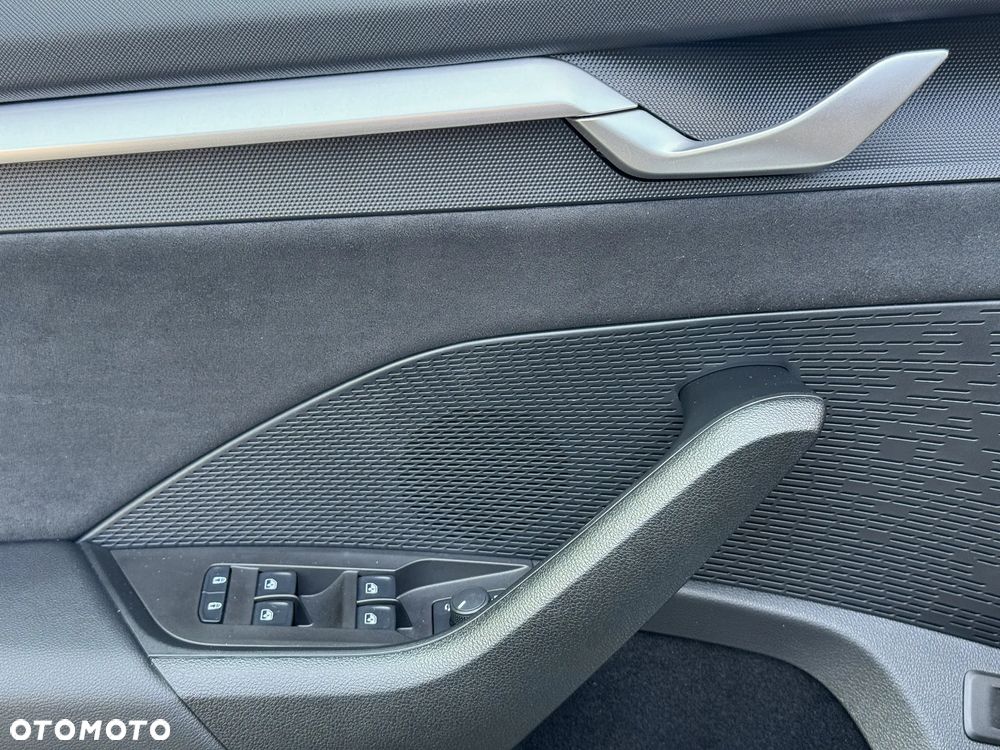 Skoda Octavia 2.0 TDI Selection DSG - 11