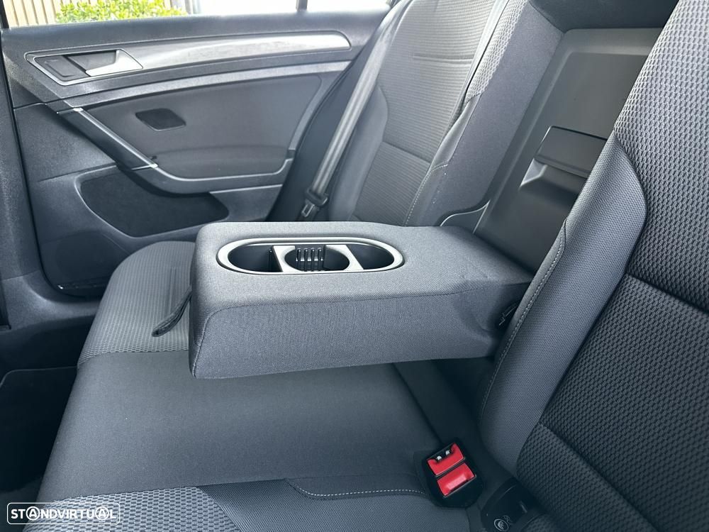 VW Golf Variant 1.6 TDi Confortline - 35