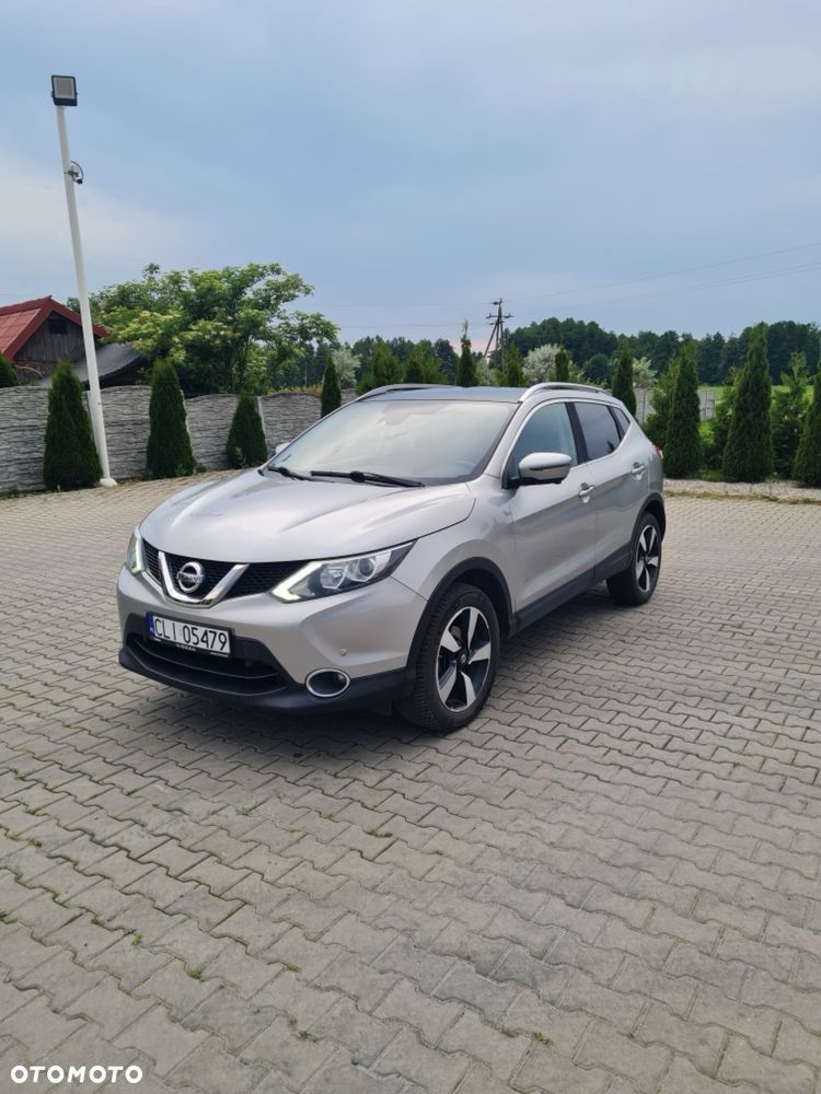 Nissan Qashqai - 1