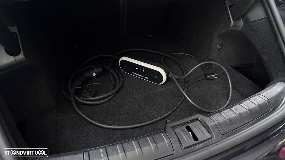 Porsche Taycan Bateria Performance Plus - 8