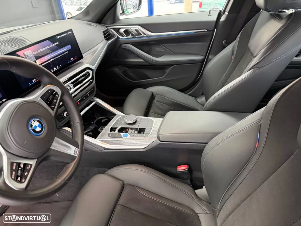 BMW i4 eDrive35 Pack Desportivo M - 17