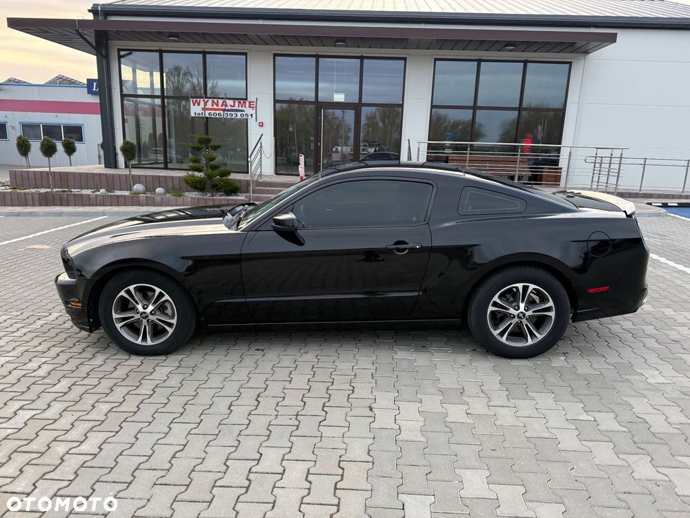 Ford Mustang 3.7 V6 Premium - 8