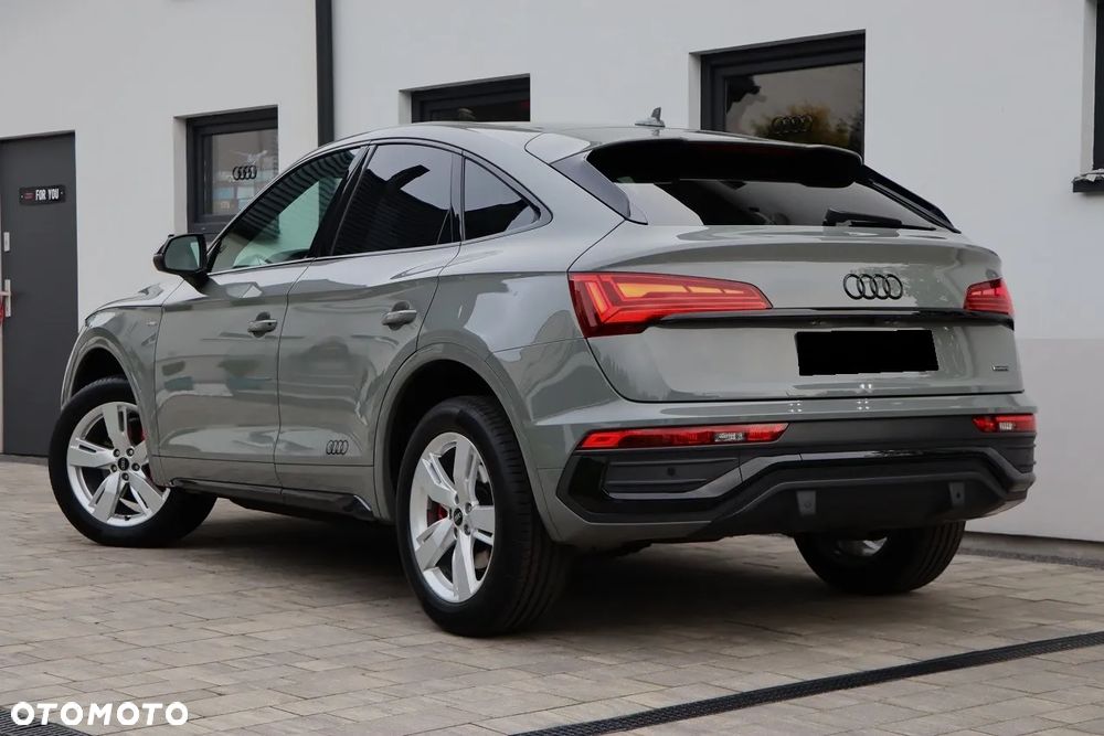 Audi Q5 Sportback - 9