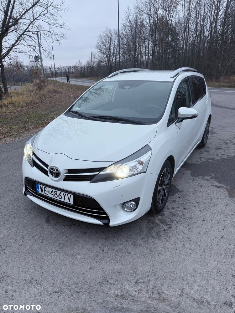 Toyota Verso 1.8 Premium 7os MS - 6