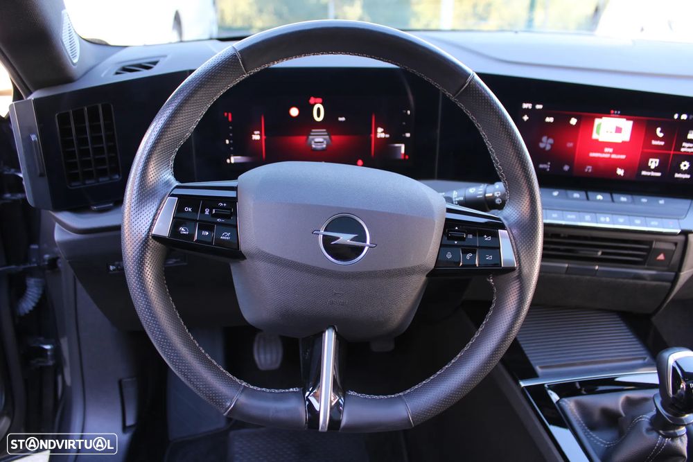 Opel Astra Sports Tourer 1.2 T GS Line - 20