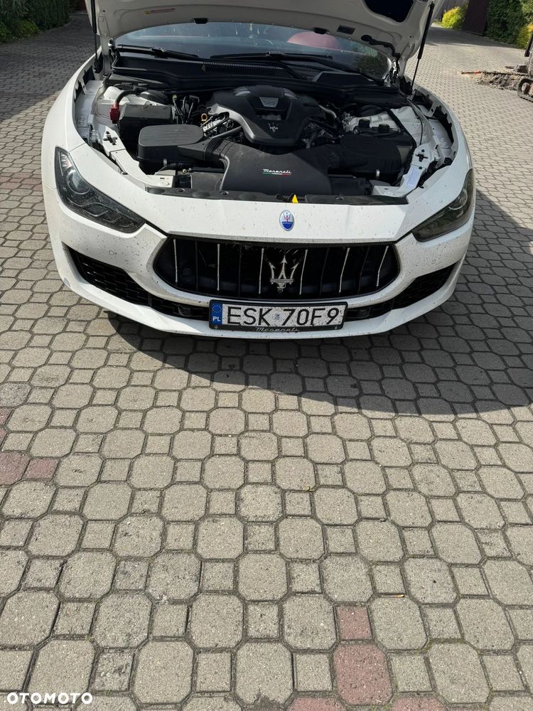 Maserati Ghibli S GranLusso - 3