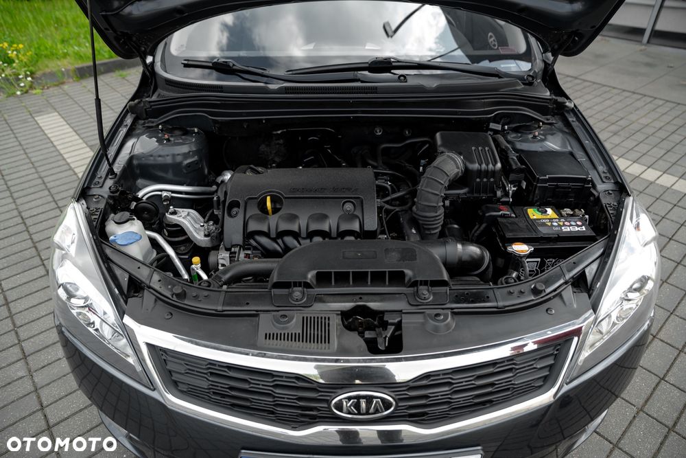 Kia Ceed 1.4 CVVT Spirit - 35