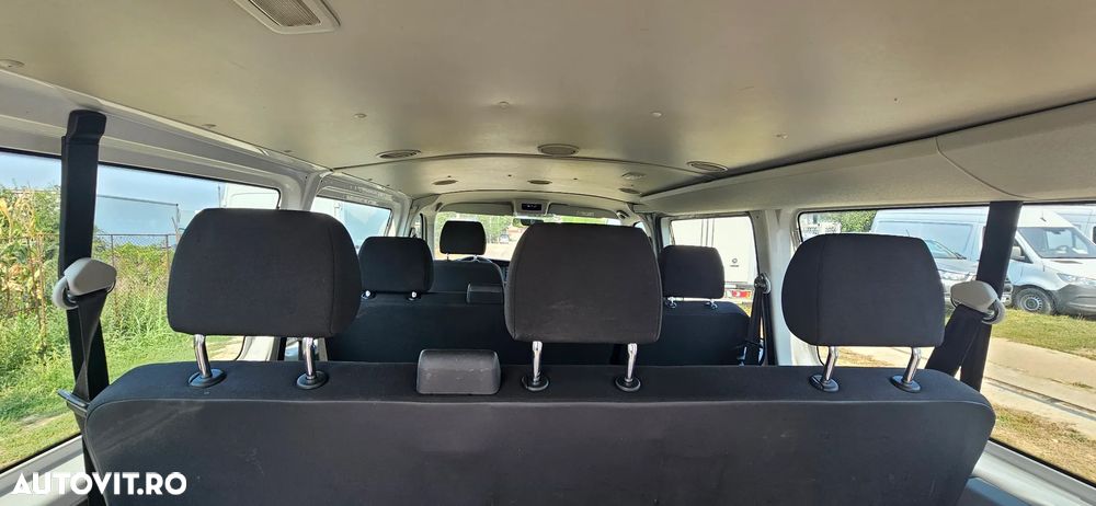 Volkswagen Transporter 8 + 1 - 9