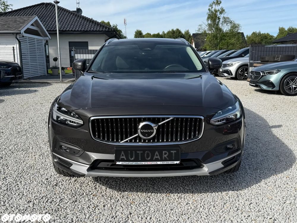 Volvo V90 Cross Country B5 D AWD Ultimate - 3