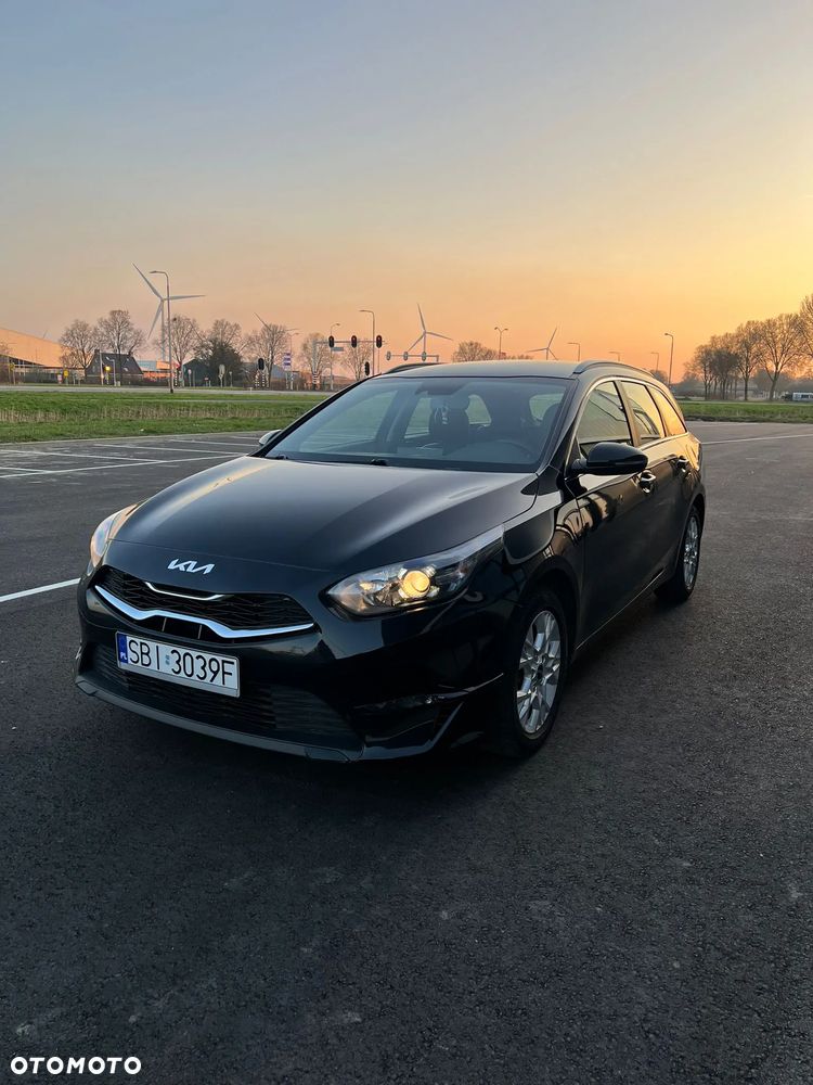 Kia Ceed 1.6 CRDi mHEV M - 1