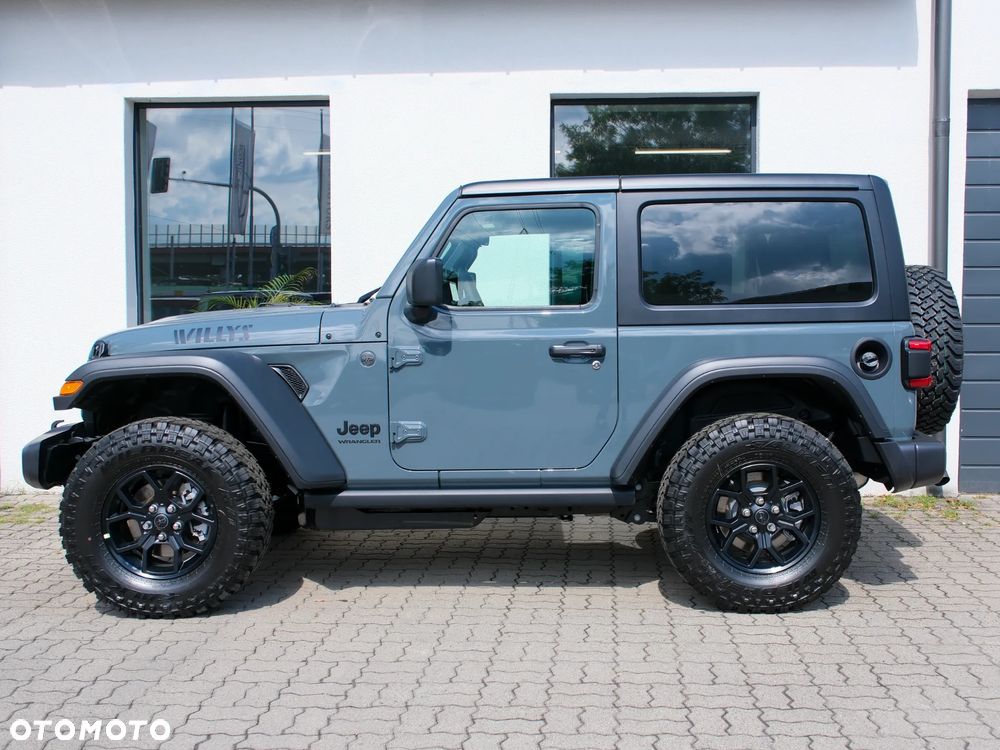 Jeep Wrangler - 10