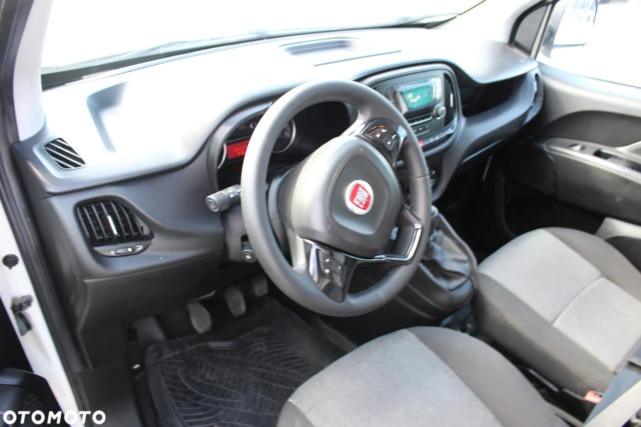 Fiat DOBLO 1.6 MULTIJET 105KM /KLIMA/MODEL 2018 /SERWIS / SUPER STAN / - 17