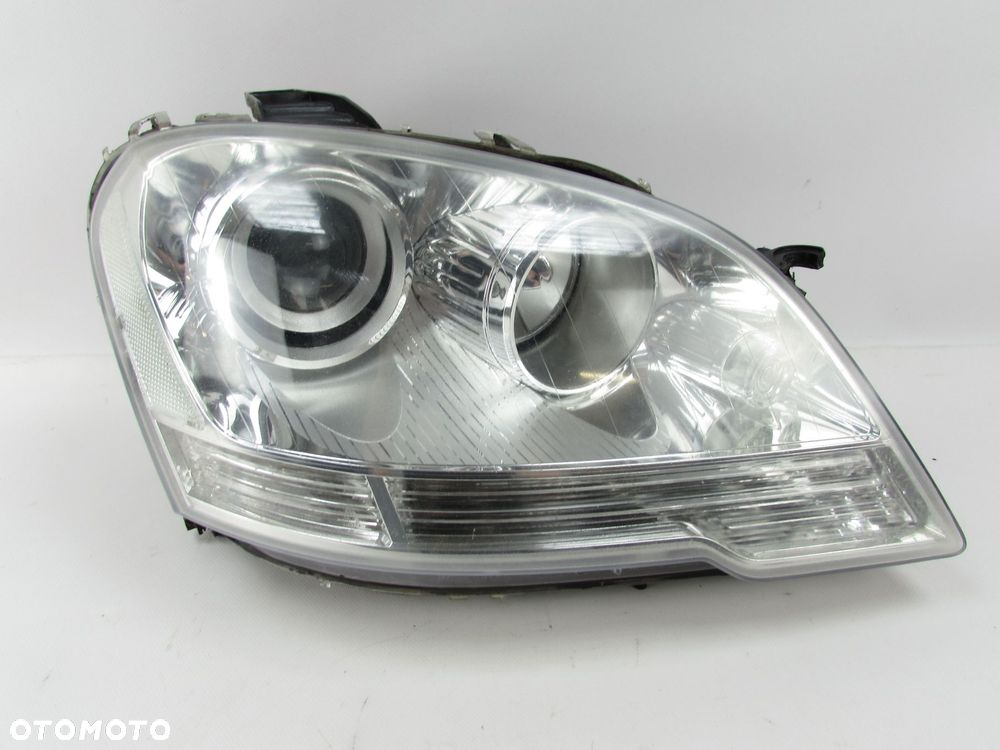 MERCEDES ML W164 LIFT 05-11 LAMPA REFLEKTOR PRZOD PRAWY SOCZEWKA UK - 1