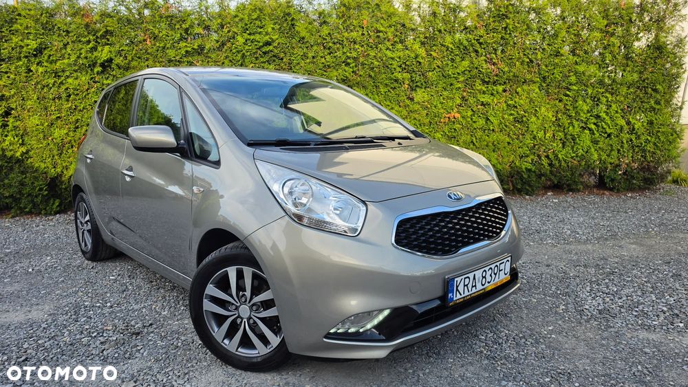 Kia Venga 1.4 CVVT Fifa World Cup Edition - 2