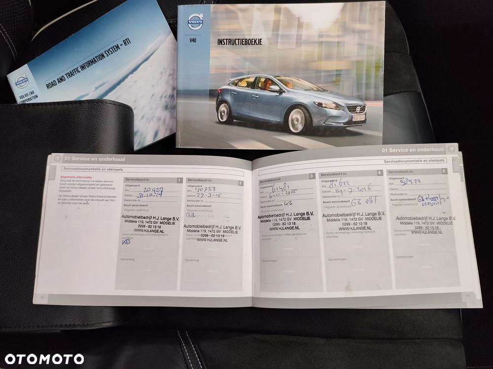 Volvo V40 D2 R Design - 21