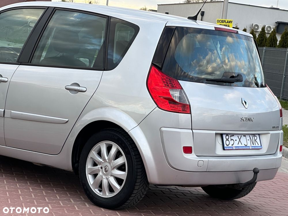 Renault Scenic 2.0 16V Dynamique - 17