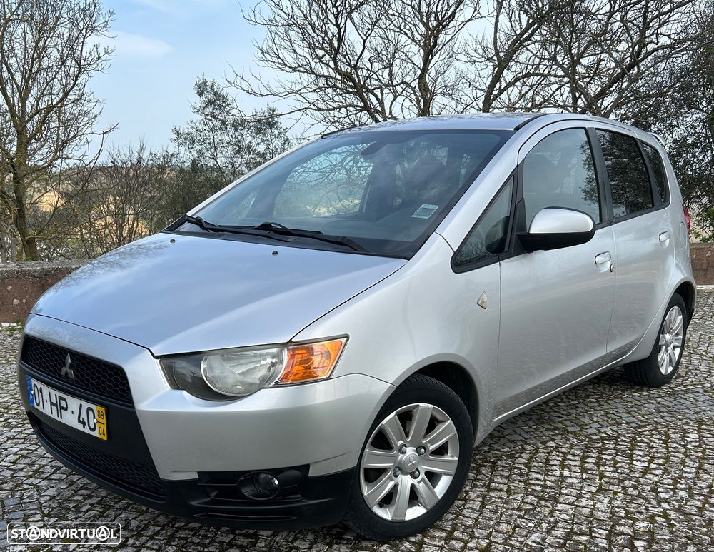 Mitsubishi Colt - 2