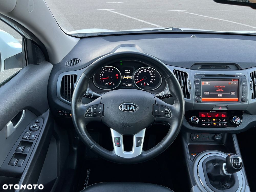 Kia Sportage 1.7 CRDI 2WD Dream-Team Edition - 10