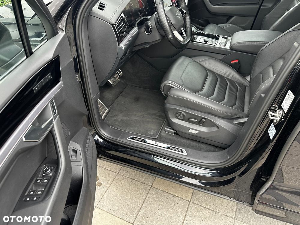 Volkswagen Touareg 3.0 V6 TDI 4Motion R-Line - 14