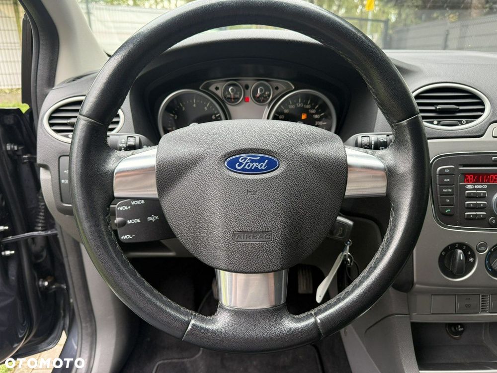Ford Focus - 17