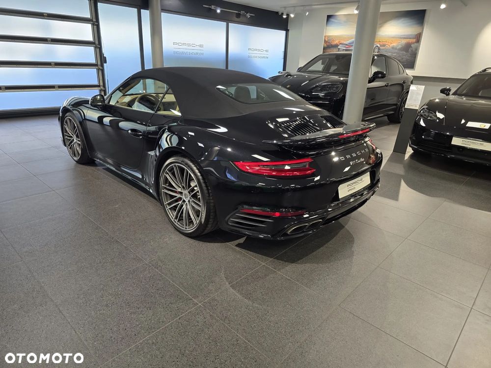 Porsche 911 - 28