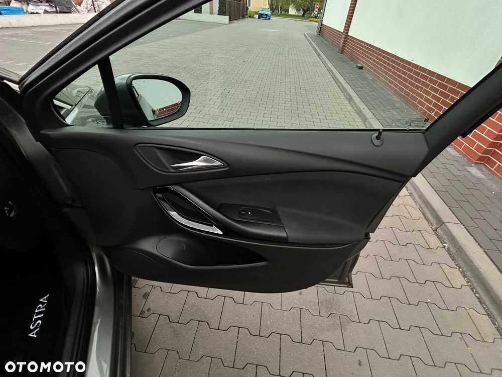 Opel Astra 1.4 Turbo Dynamic - 18
