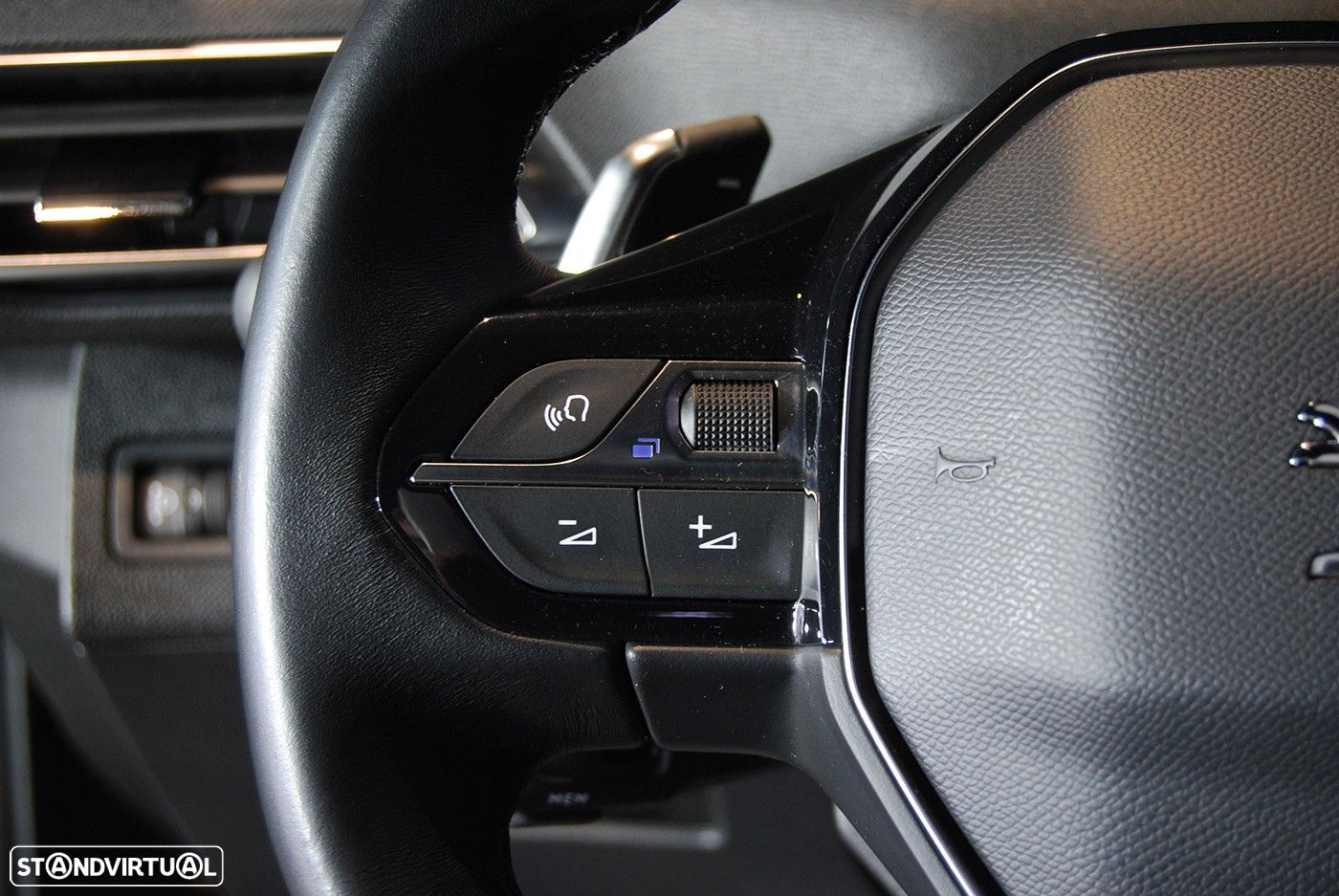 Peugeot 3008 1.5 BlueHDi Allure Pack EAT8 - 21