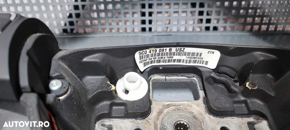 Volan piele cu comenzi  volkswagen vw golf 6 break 1.6 tdi CAY - 4