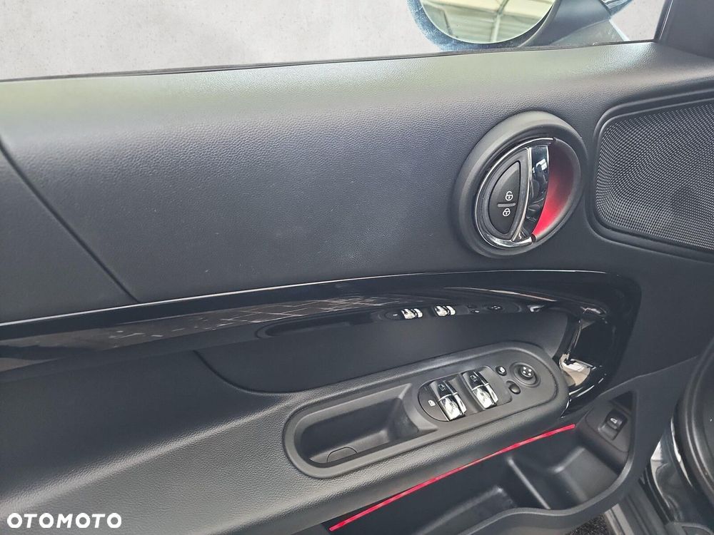 MINI Countryman - 18