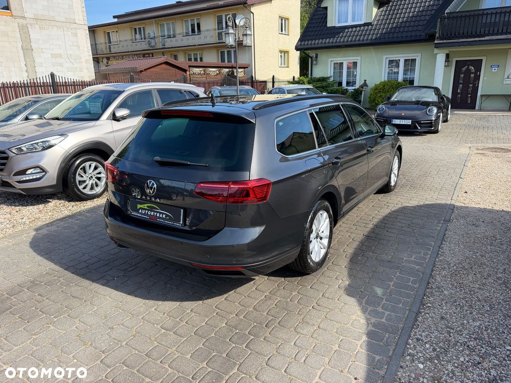 Volkswagen Passat 1.5 TSI EVO Elegance - 32