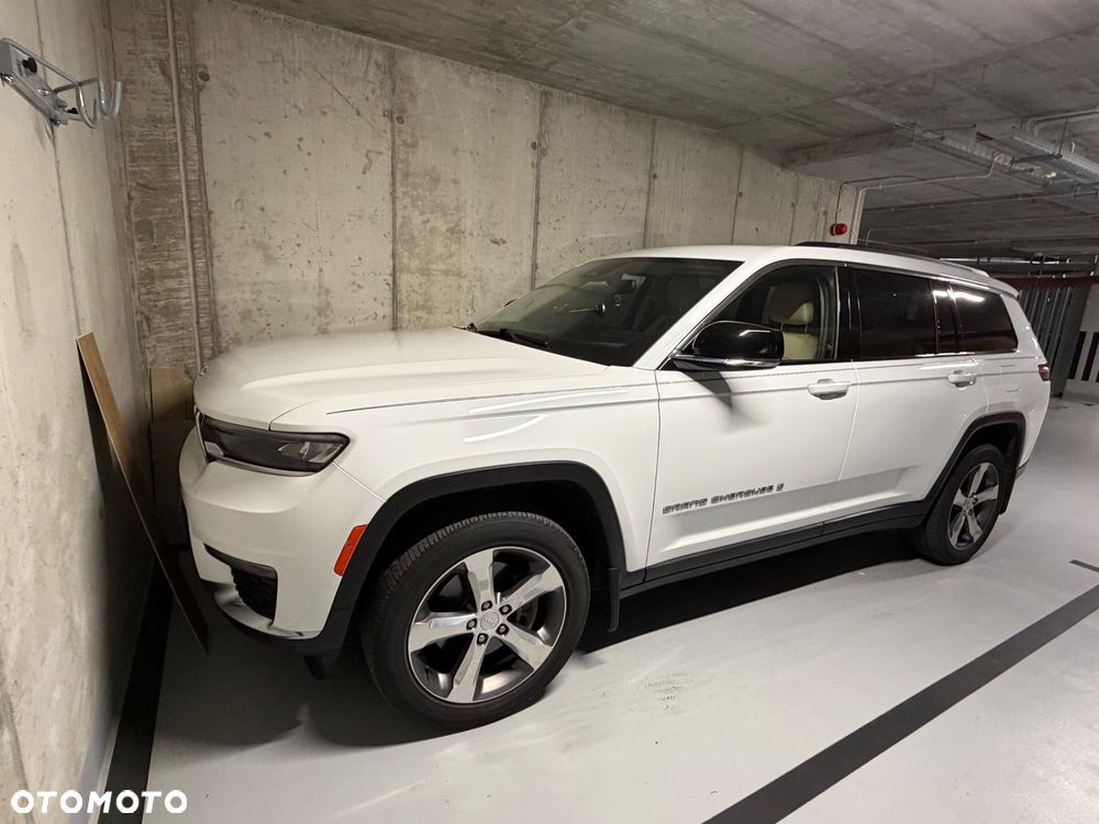 Jeep Grand Cherokee - 19