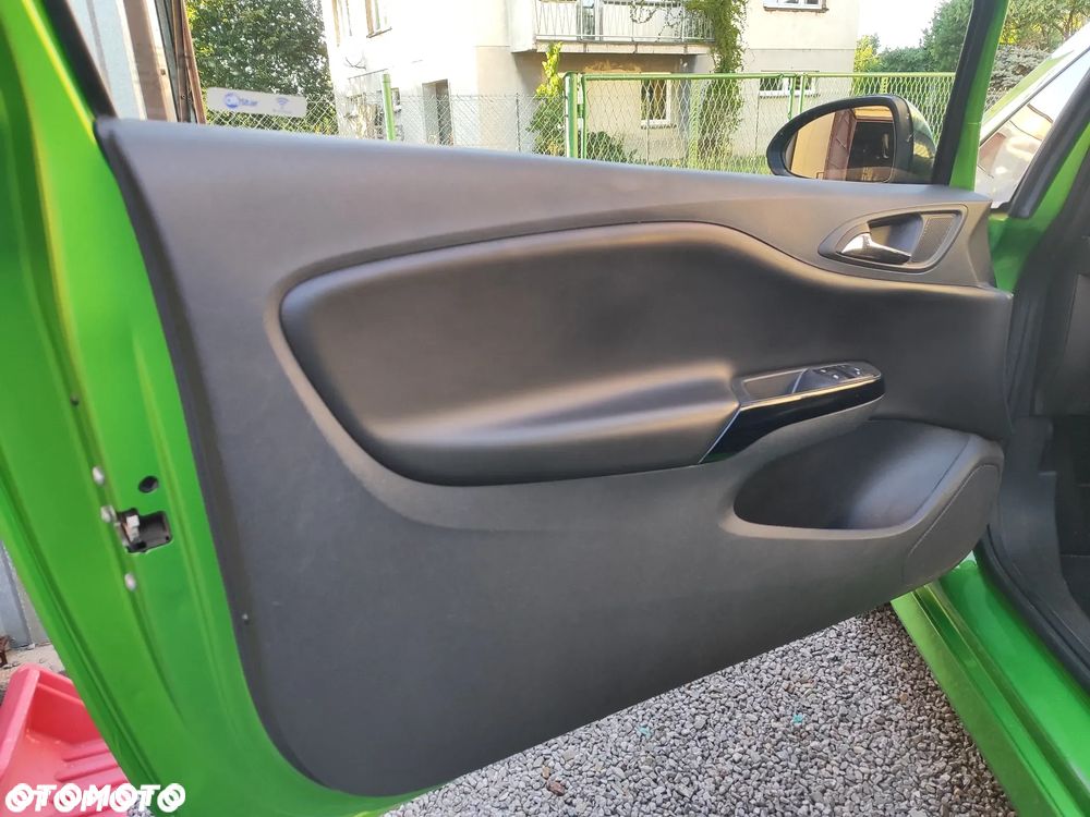 Opel Corsa 1.4 Turbo Start/Stop GSi - 16