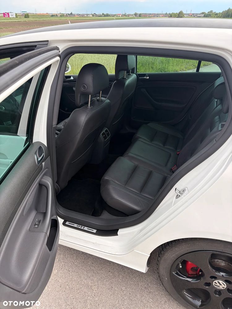 Volkswagen Golf 2.0 TSI GTI - 10