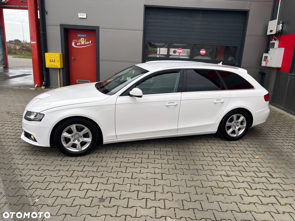 Audi A4 Avant 2.0 TDI - 18