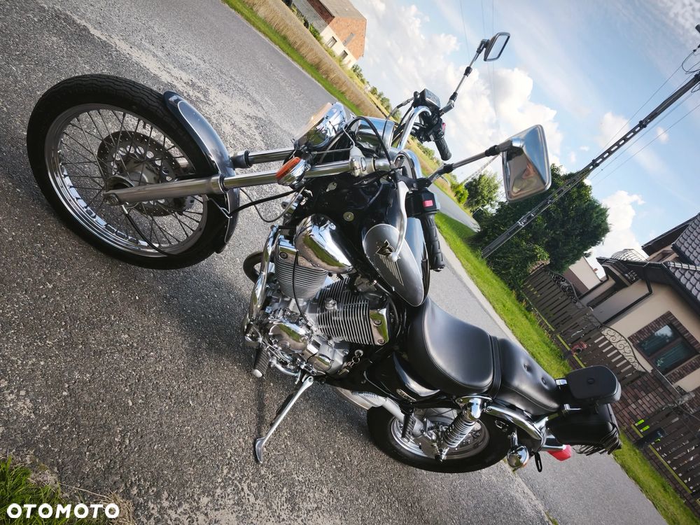 Yamaha XV - 11