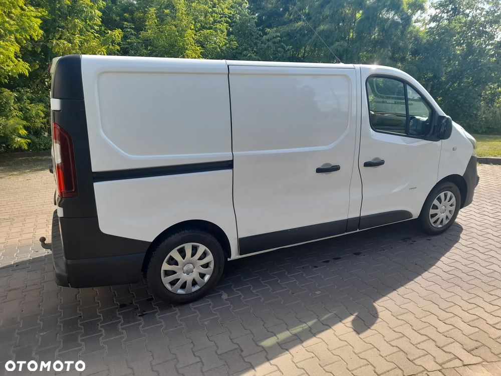 Opel Vivaro - 2
