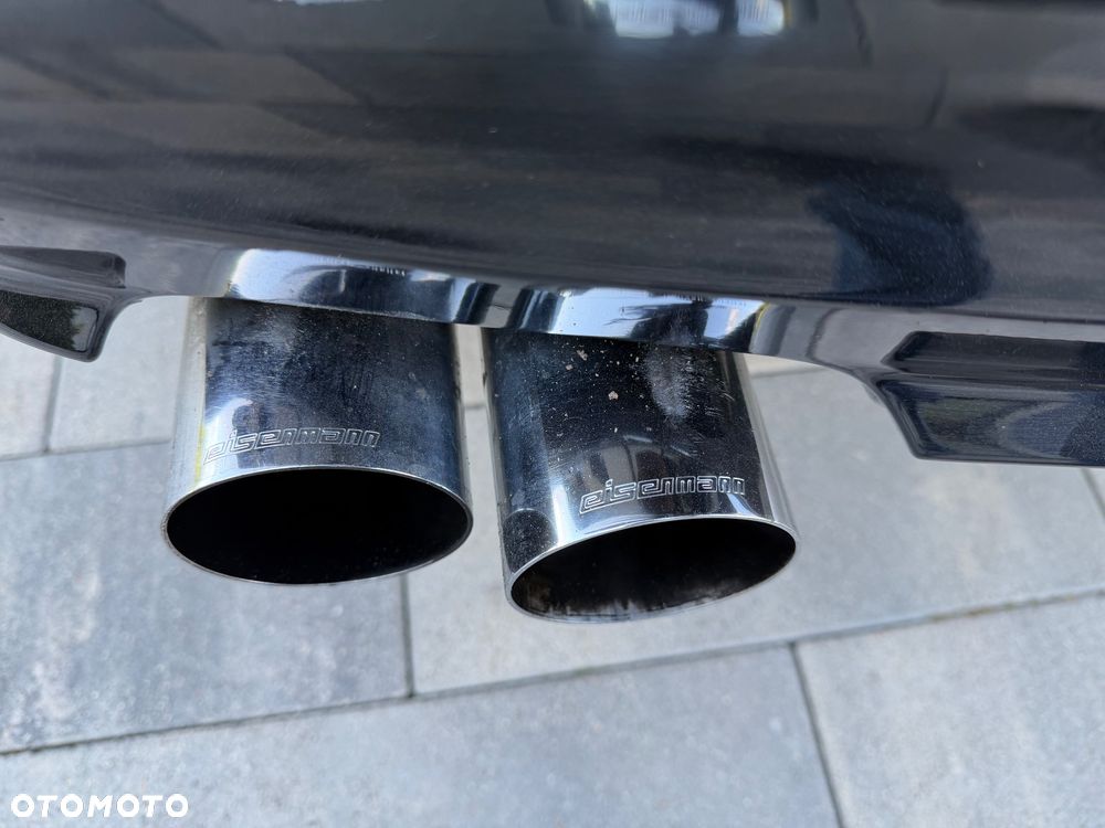 BMW Seria 3 325i Touring - 13
