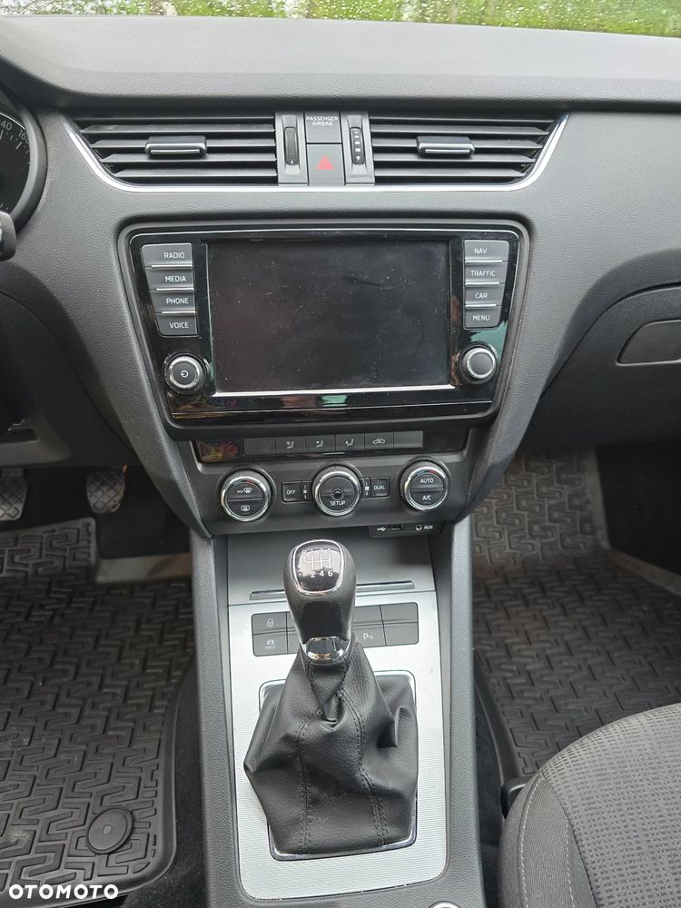 Skoda Octavia 1.4 TSI Elegance - 13
