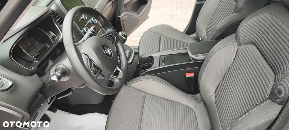 Renault Scenic - 20