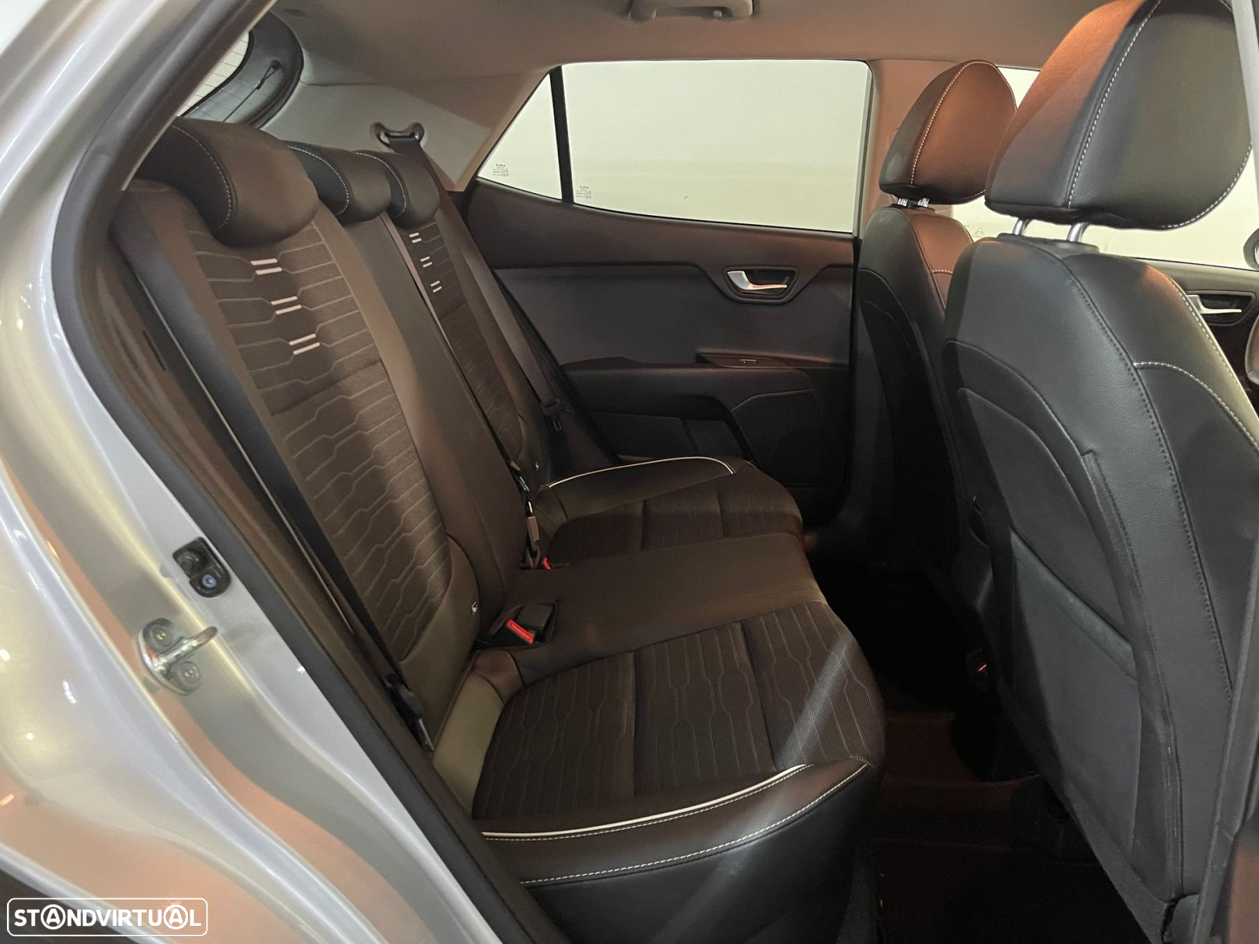 Kia Stonic 1.0 T-GDI GT Line 7DCT - 21