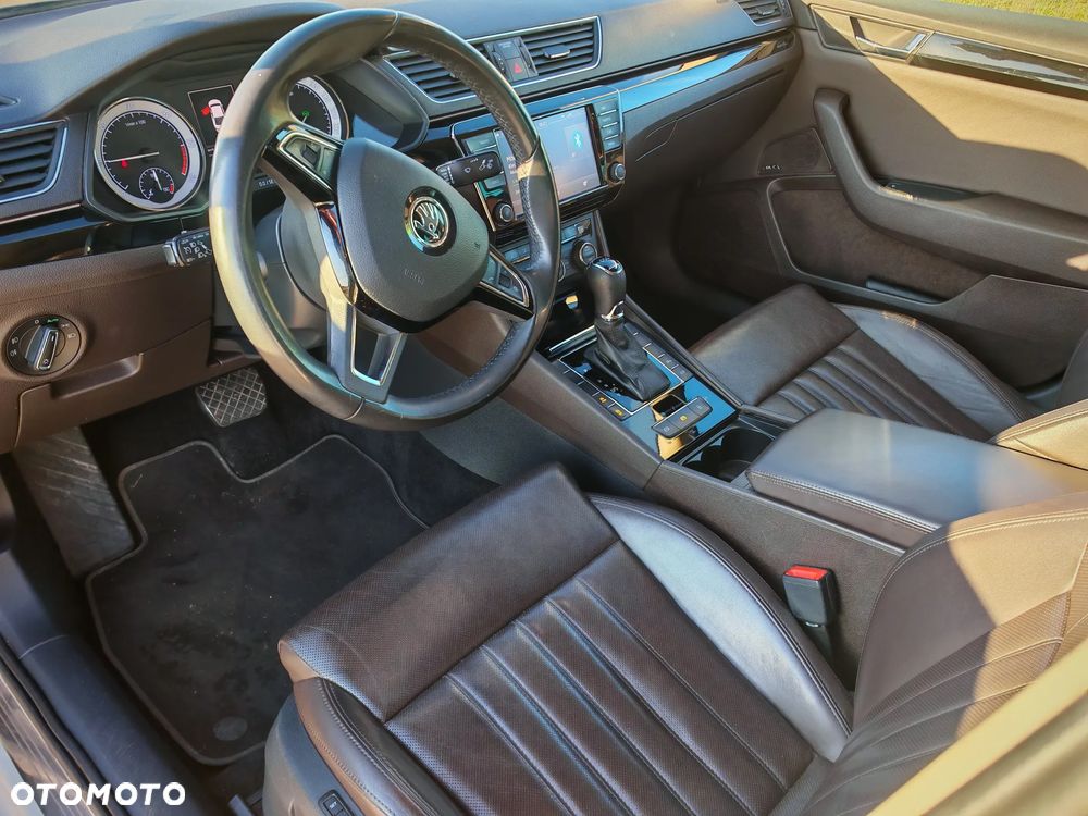 Skoda Superb 2.0 TDI L&K DSG - 25