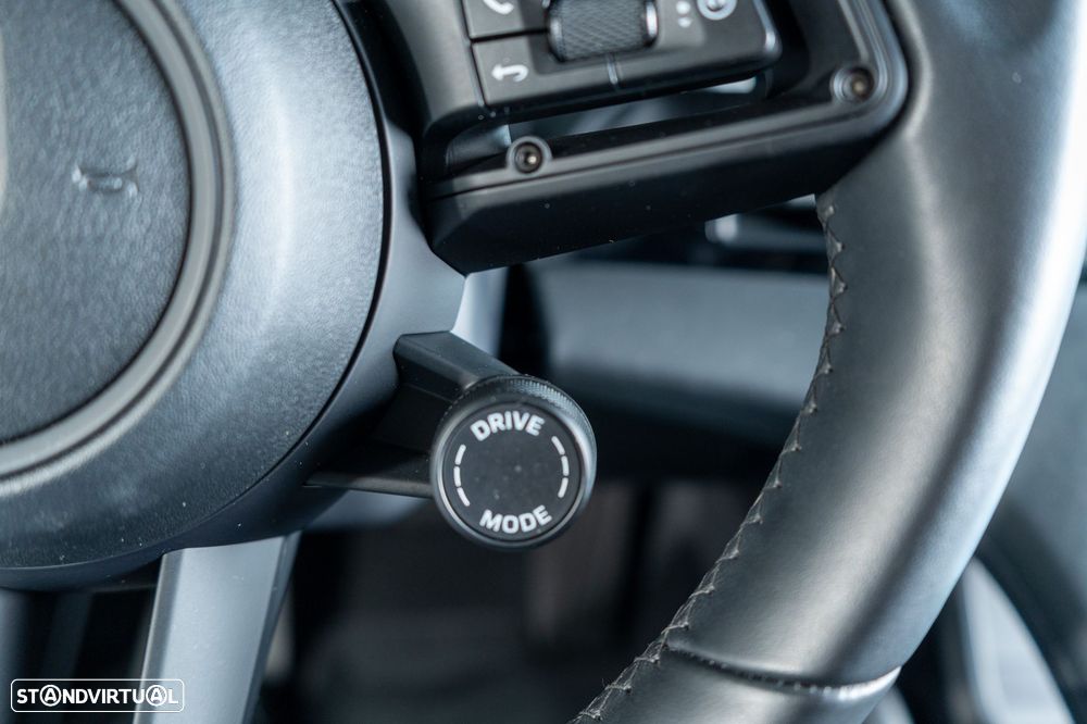 Porsche Taycan 4S - 29