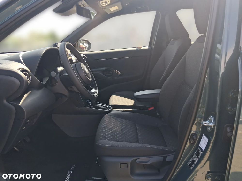 Toyota Yaris Cross - 15